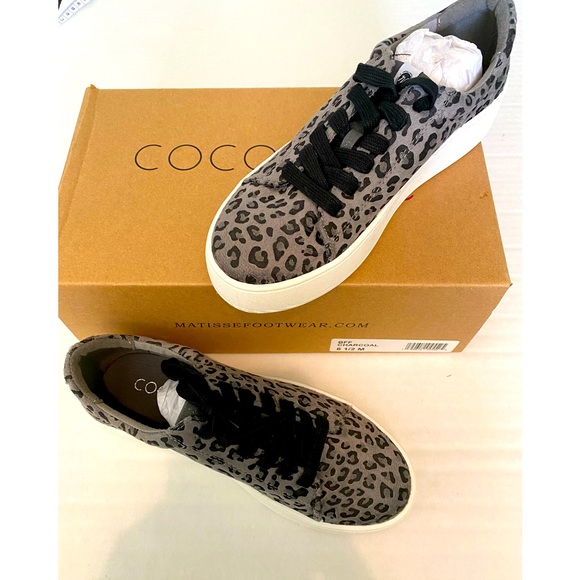 Coconuts by Matisse Shoes Coconuts By Matisse Charcoal Leopard